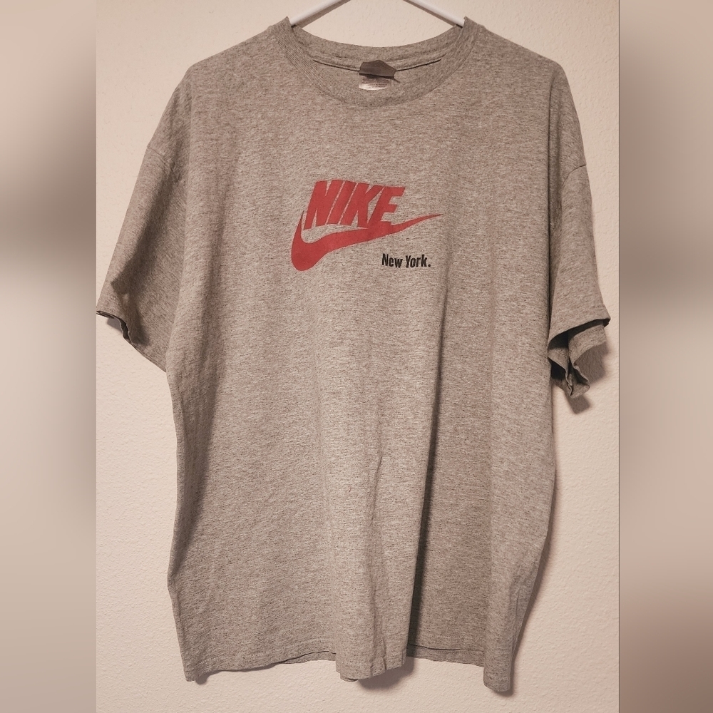 Nike Regular Fit "New York"  Logo Short Sleeve T-Shirt Sz XL